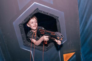 Фотография экшн-игры Лазертаг от компании Laser Zone (Фото 2)